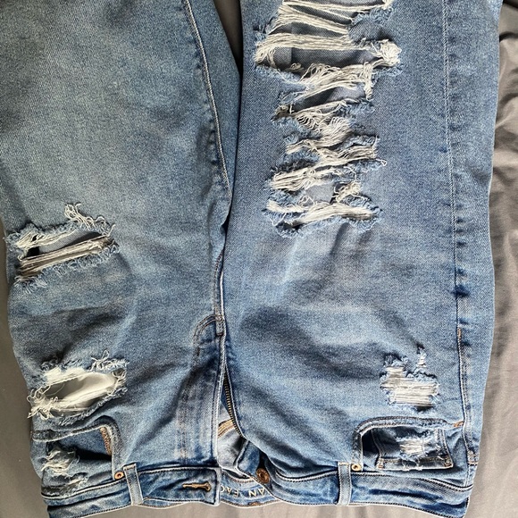 AE Ripped Mom Jeans - Picture 2 of 3